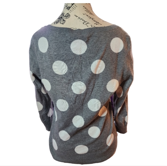 American Eagle Polka Dot Cardigan Sweater Size Medium - Picture 2 of 3